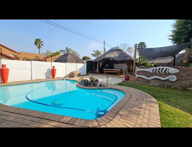 3 BEDROOM HOUSE FOR SALE IN THE REEDS